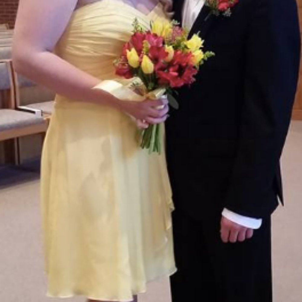 Yellow strapless sweetheart neckline short dress